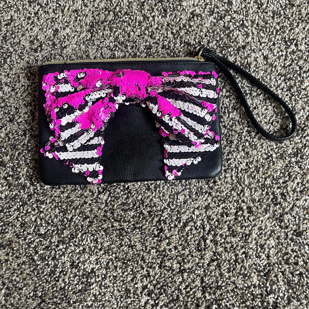 Betsy Johnson never been used wristlet /wallet
